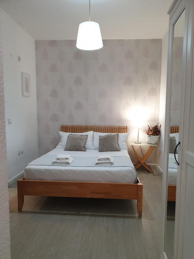 Apartamento Los Alfares De Triana Appartement Sevilla Buitenkant foto